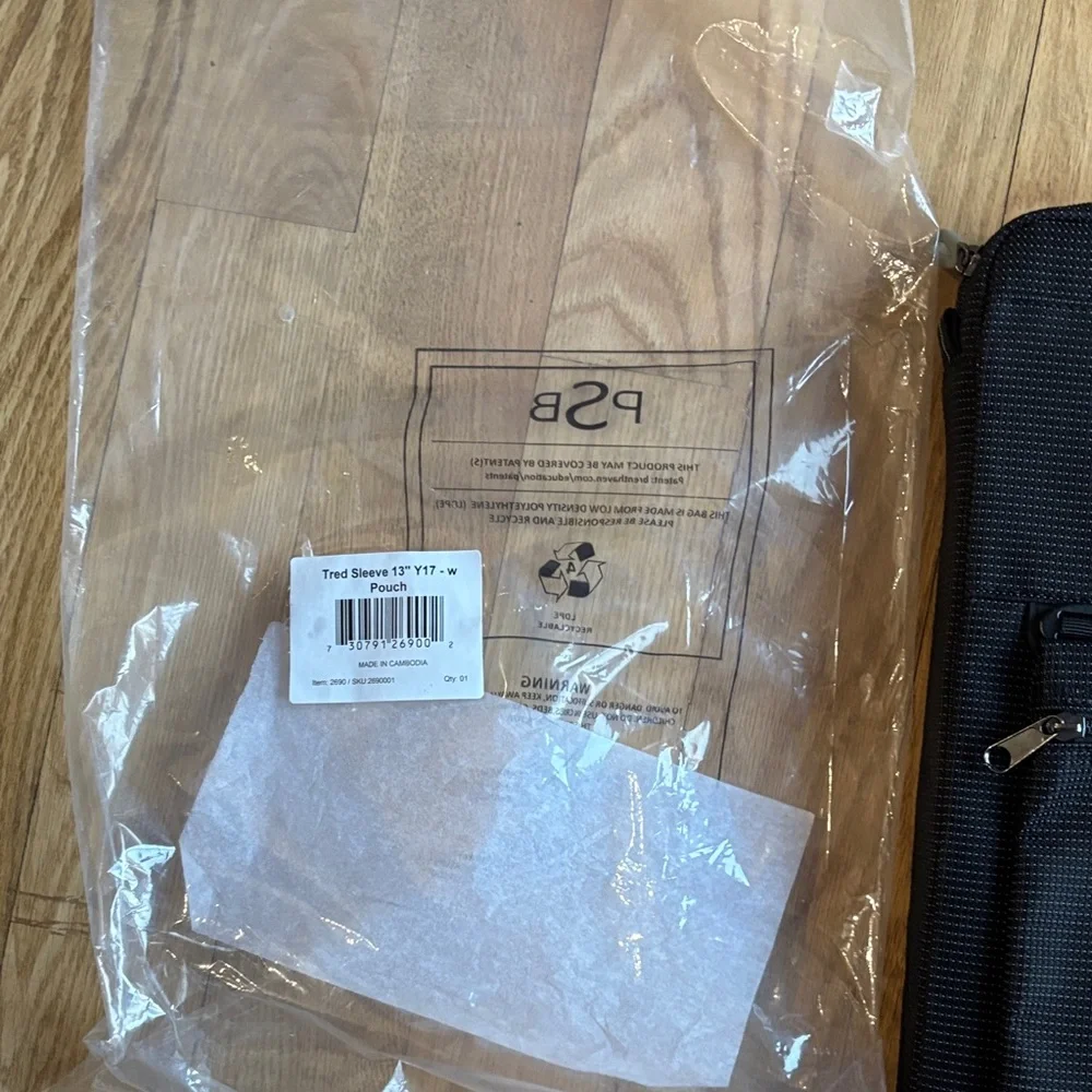 Brenthaven Black Tablet Sleeve